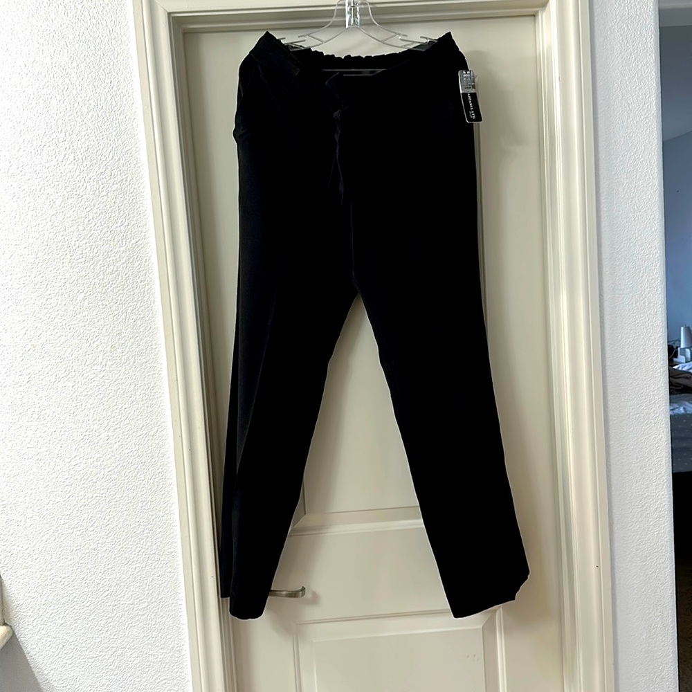 Women dress pants size L brand new